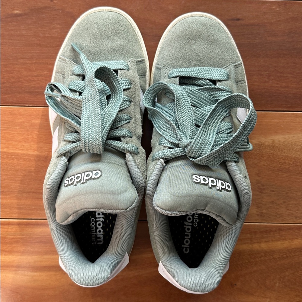 Adidas Green and White Casual Sneakers 9 - Picture 7 of 9